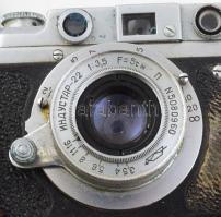 cca 1950-1960 Zorkij (Zorki) szovjet fényképezőgép, Industar-50 3,5/50 objektívvel, eredeti, bőr tok...