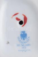 Hollóházi varrónő népviseletben, kézzel festett, jelzett, hibátlan, m: 24 cm