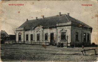 1911 Nagylucska, Velyki Luchky (Munkács); községháza / town hall (Rb)