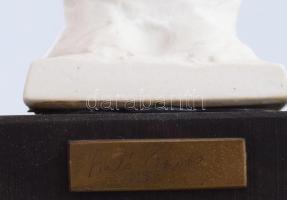 Sazbó Tamás (1952): Vetkőző 1983. Porcelán. fa talapzaton. Jelzett 28 cm