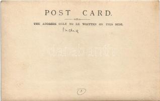 Coonoor (Tamil Nadu), railway station, train. photo