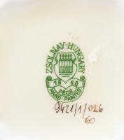 Zsolnay pillangó mintás bonbonier. Jelzett, hibátlan (mázrepedéssel), 7,5x7,5 cm