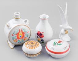 5 darabos magyar porcelán tétel, váza, bonbonier, figura, kulacs, kopással.