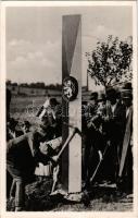 1938 Ipolyság, Sahy; bevonulás. Döntik a trianoni határokat / entry of the Hungarian troops, crushing the column of the Czechoslovak Republic + "1938 Komárom visszatért" So. Stpl