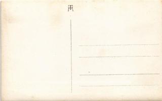 IV. Károly és Zita királyné 5 gyermeke játék katonákkal és hajókkal / Children of Charles I of Austr...