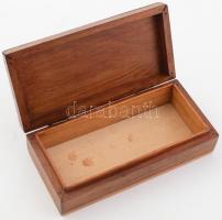 Faragott fa ládika 19x10 cm