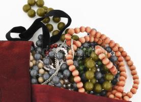 Erszény tele retro és régi bizsukkal