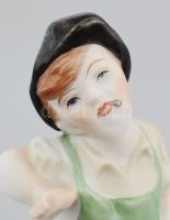 Herendi cipészfiú. Jelzett, kézzel festett, hibátlan, eredeti dobozában, m: 13 cm