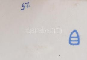 Alt Wien porcelán doboz, antik jelenettel. 1917. Matricás, jelzett, hibátlan 11x11 cm