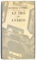 Konrád György: Az író és a város. Esszék, előadások. DEDIKÁLT! [Bp.], 2004, Noran. Kiadói kartonált papírkötés, kiadói papír védőborítóban.