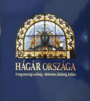 Hágár országa. A magyarországi zsidóság - történelem, közösség, kultúra. Szerk.: Szalai Anna. Ford.: Takács Zoltán. (Dedikált!) Bp., 2009, Antall József Alapítvány - Kossuth. Gazdag képanyaggal illusztrálva. Kiadói egészvászon-kötés, kiadói papír védőborítóban. A fordító, Takács Zoltán által dedikált példány.