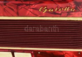 Galotta tangóharmonika verseny eredeti dobozában, működő, jó állapotban .Tok sérült. 40x42 cm