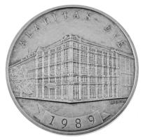 1989. "Generali Budapest Biztosító Rt." jelzett Ag emlékérem tokban (31,20g/0.925/42,5mm) ...
