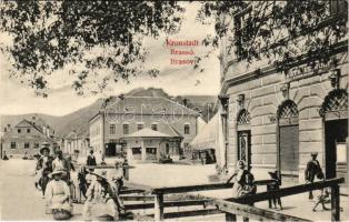 Brassó, Kronstadt, Brasov; Augerplatz / Porond tér, piac, Mathias Wolf, W. Stadlmüller üzlete. J.M.N. / square, market, shops