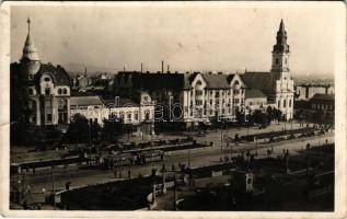 1940 Nagyvárad, Oradea; Szent László tér, villamos, gyógyszertár, üzletek, háttérben az ortodox zsinagóga / square, tram, pharmacy, shops, Orthodox synagogue in the background (fa)