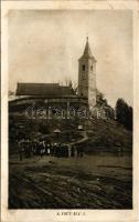 Karcfalva, Csíkkarcfalva, Carta; Csíknagyboldogasszony római katolikus vártemplom, Országzászló. Bara Ágoston kiadása / Catholic castle church, Hungarian flag (r)