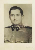 cca 1942 Katonatiszt (őrmester) portréja, szalagsávokkal (Tűzkereszt, Erdélyi Emlékérem), nagyméretű...