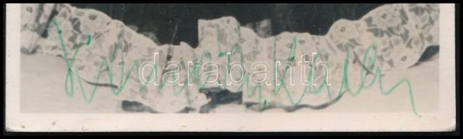 Karády Katalin (1910-1990) színésznő fotólap autográf aláírásával 9x14 cm