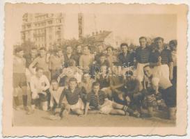 1932 RIPENSIA Temesvár labdarúgócsapat, focisták. Ripensia - Unirea Tricolor Bucuresti (Bukarest) 4:3 / Ripensia Timisoara Romanian football team, football players. photo (8,4 cm x 6,1 cm) (Rb)