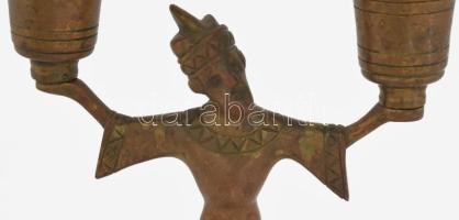 Antik német bronz figurális kétágú gyertyatartó, cca 19. sz. vége, m: 21 cm