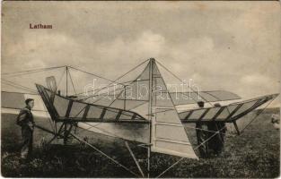 1910 Hubert Latham a repülőgépével / Latham with his aeroplane, aircraft (fl)