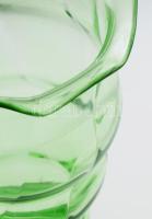 cca 1900-1930, Uránüveg váza. Csavartbordás, uránnal színezett hutaüveg, jelzés nélkül, m: 25 cm ///...