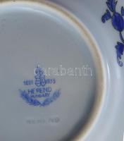 1939-1941 Herendi 6 darab klf kis tálka, közte ritka mintákkal. Jelzett, kopással, d: 12,5 cm