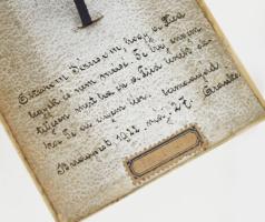 1922 Bérmálási emlék, kitámasztható szentkép bakelitlapra nyomott litho illusztrációval, hátoldalán ...