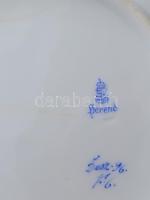 1896 Herendi 17 darab porcelán tárgy, zömmel sérültek, de a 4 db alátét és 2 darab csésze ép. Jelzet...