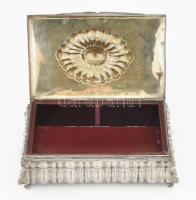 Alpakka cukordoboz. Jelzett KN jelzéssel, fa betéttel apró horpadásal 19x12 cm