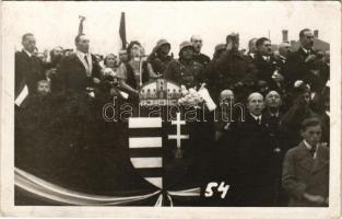 1938 Léva, Levice; bevonulás, magyar címer / entry of the Hungarian troops, coat of arms. Foto Rusznák photo + "1938 Léva visszatért" So. Stpl. (fl)