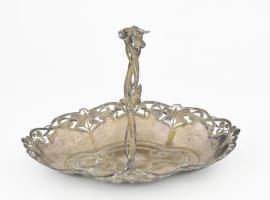 Kínáló kosár. Szecessziós alpakka, áttört fém. 33x23 cm