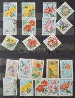 Különböző motívum összeállítások 2 db A4-es berakóban