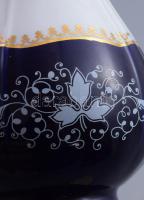 Zsolnay Pompadour mintás váza. Jelzett, hibátlan, m: 18 cm