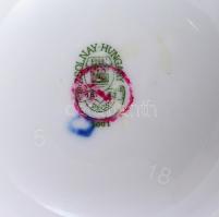 Zsolnay Pompadour mintás váza. Jelzett, hibátlan, m: 18 cm