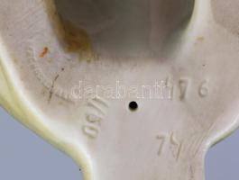 Royal Dux buldog. Jelzett, m: 12 cm