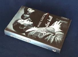 Makk Károly: 
Szeretni kell. Egy élet filmkockái. (Dedikált.)
[Budapest], (2014). Kossuth Könyvkia...