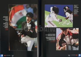 Fotó Reuters: Athén 2004. [A 2004-es Athéni Olimpiai Játékok képes albuma.] (Többszörösen aláírt.)
...