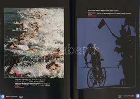 Fotó Reuters: Athén 2004. [A 2004-es Athéni Olimpiai Játékok képes albuma.] (Többszörösen aláírt.)
...