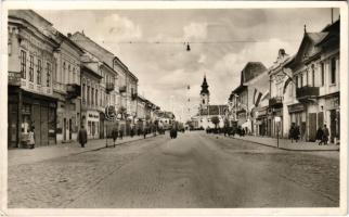 Zombor, Sombor; Szentháromság tér, Városháza, Plébániatemplom, üzletek / square, town hall, church, shops (Rb)