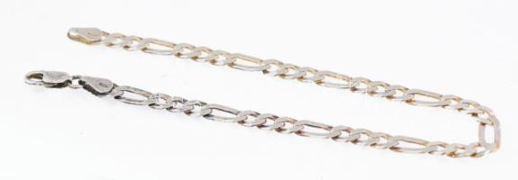 Ezüst(Ag) nagy szemű figaro karkötő, jelzett, h: 22 cm, nettó: 6,4 g