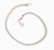 Ezüst(Ag) mintás lapos karkötő, jelzett, h: 19 cm, nettó: 2,9 g