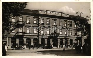 1939 Miskolc, Hotel Korona szálloda, automobilok