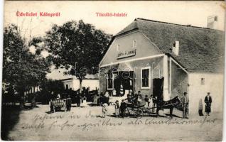 1908 Káloz, Tűzoltó-háztér, Deutsch Jakab üzlete. Deutsch Jakab és Schwartz Mihály saját kiadása (kis szakadás / small tear)