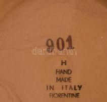 Olasz florentine hamuzó, római életképekkel díszített, kis sérüléssel, d: 11 cm