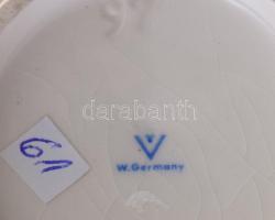 Hummel trombitás fiú, jelzett, restaurált, m: 12 cm