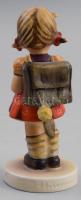 Hummel iskolás lány, jelzett, restaurált, m: 12,5 cm