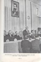 A húszéves Izráel. Szerkesztette Dán Ofry. (Dedikált.)
Tel-Aviv, (1968). Lumen Könyvkiadó (Lino-tur...