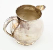 1921, London, Charles & Richard Comyns ezüst (Ag) tejkiöntő. Jelzett, mesterjegyes, m: 10 cm, ne...