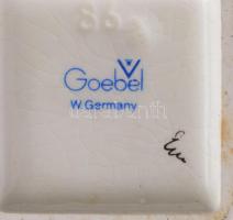 Hummel / Goebel Kislány gitárral "Hapiness". Jelzett, kézzel festett, hibátlan, leírással ...